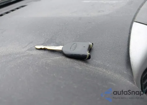 2005 Mercury Mariner Convenience from USA, damaged, VIN 4M2YU57Z55DJ18600